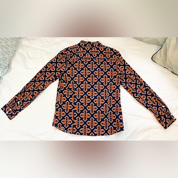 Crown & Ivy Button Down Long Sleeve Shirt - Picture 5 of 10